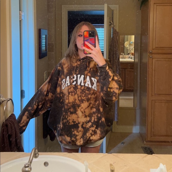 Tops - Oversized Bleached Kansas Sweatshirt